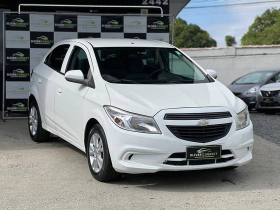 CHEVROLET ONIX 1.0 MPFI LS 8V FLEX 4P MANUAL CHEVROLET ONIX 1.0 MPFI LS 8V FLEX 4P MANUAL